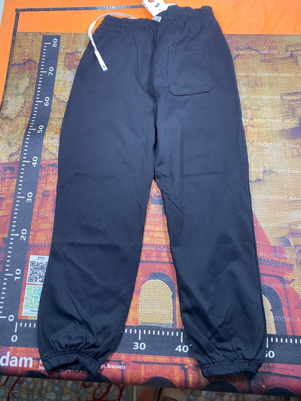 NIKE Sweatpants