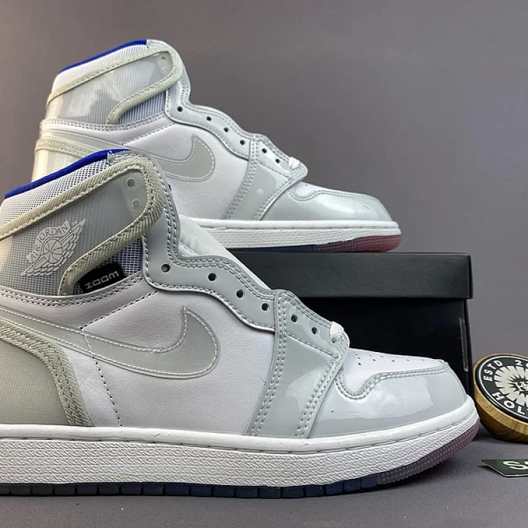 NIKE AIR JORDAN 1 HIGH