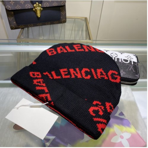 BALENCIAGA