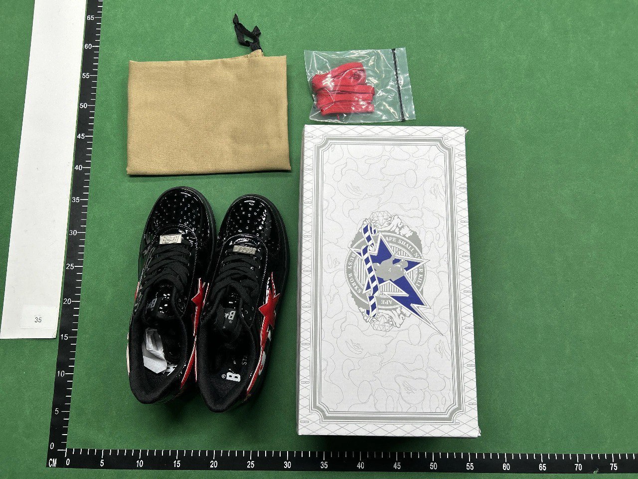 A Bathing APE Sta