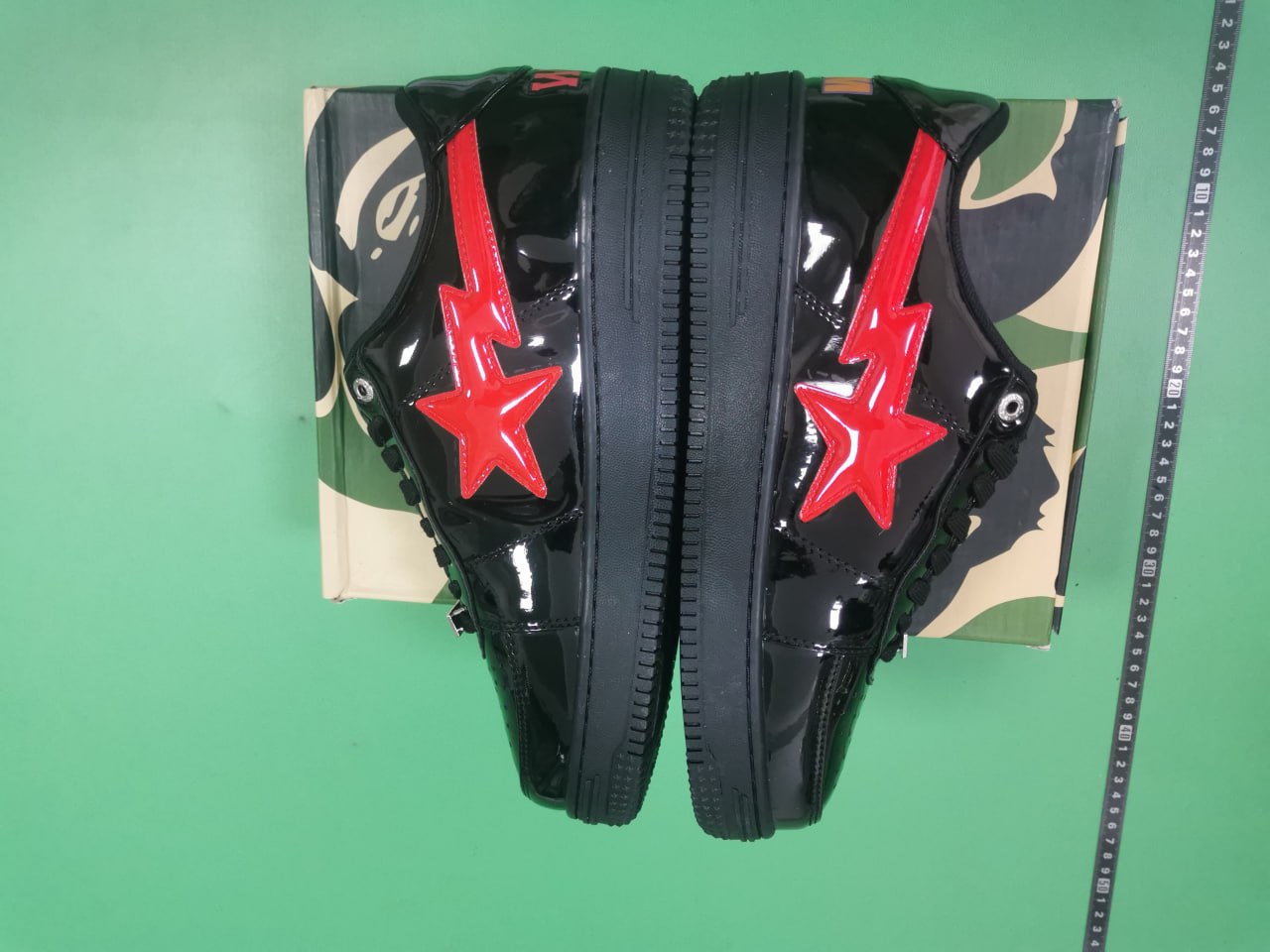  A Bathing APE Sta