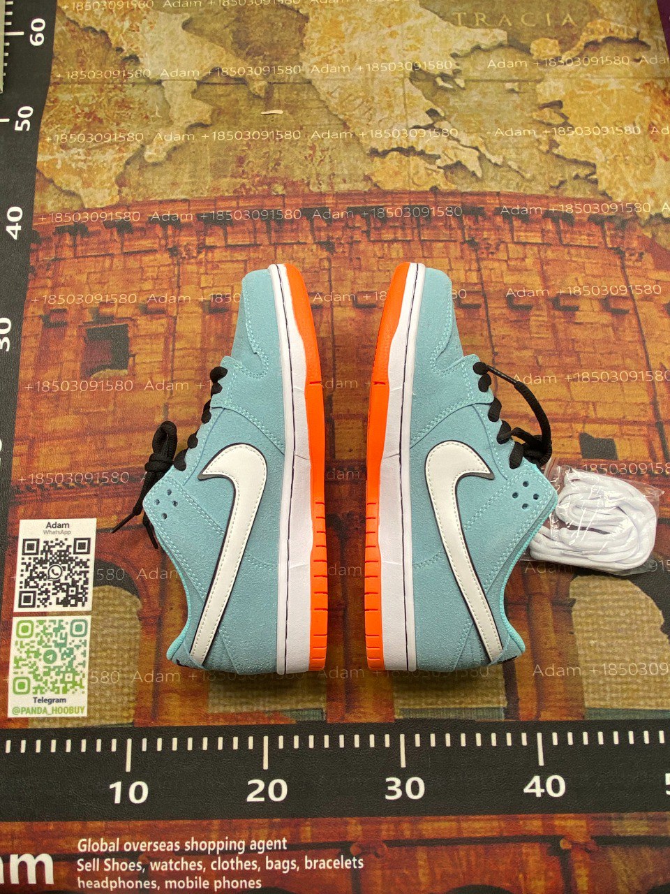 NIKE  SB Dunk Low