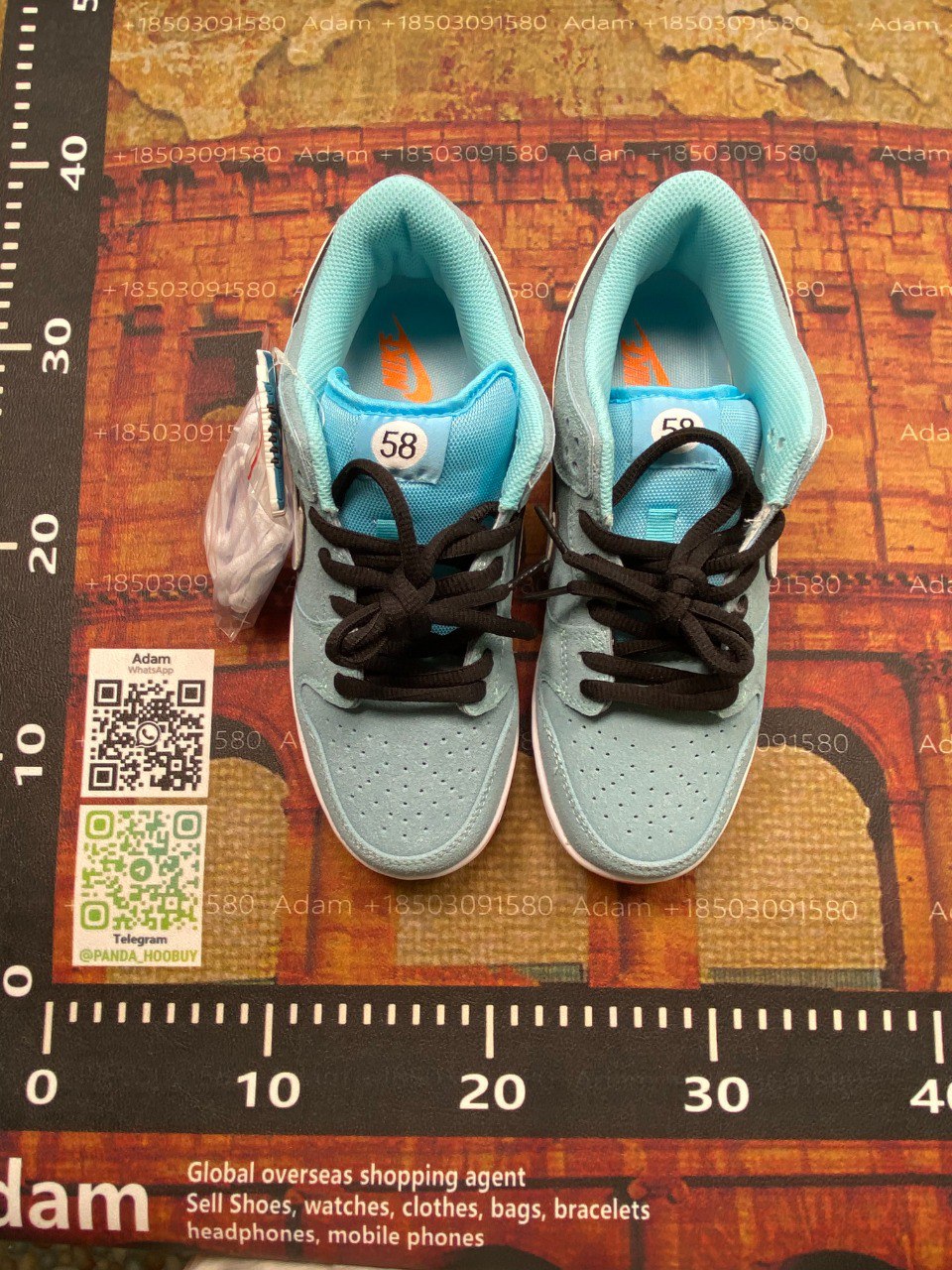 NIKE  SB Dunk Low