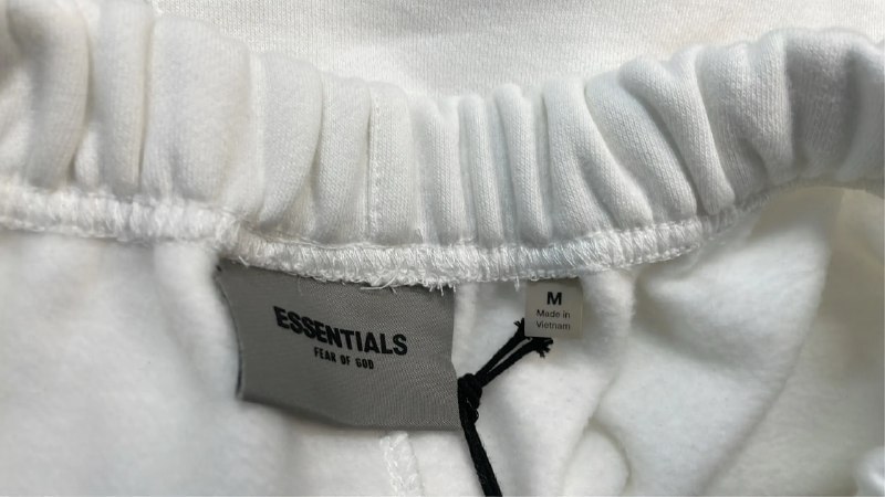 ESSENTIALS shorts