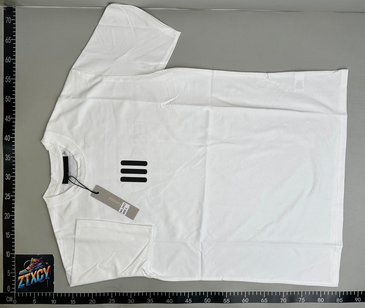 Essentials T-shirt