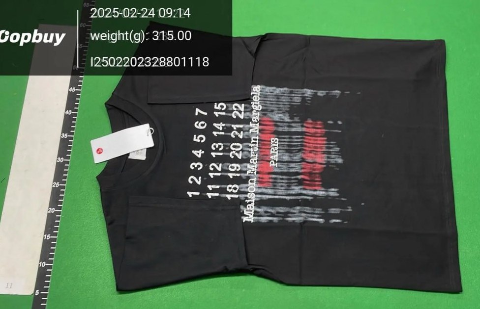 MM6 T-shirt 