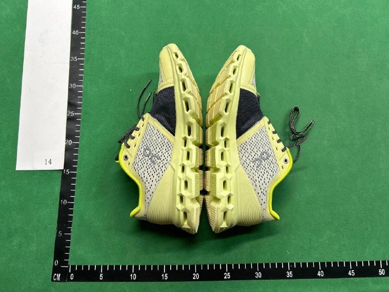 On Cloudstratus Shoes