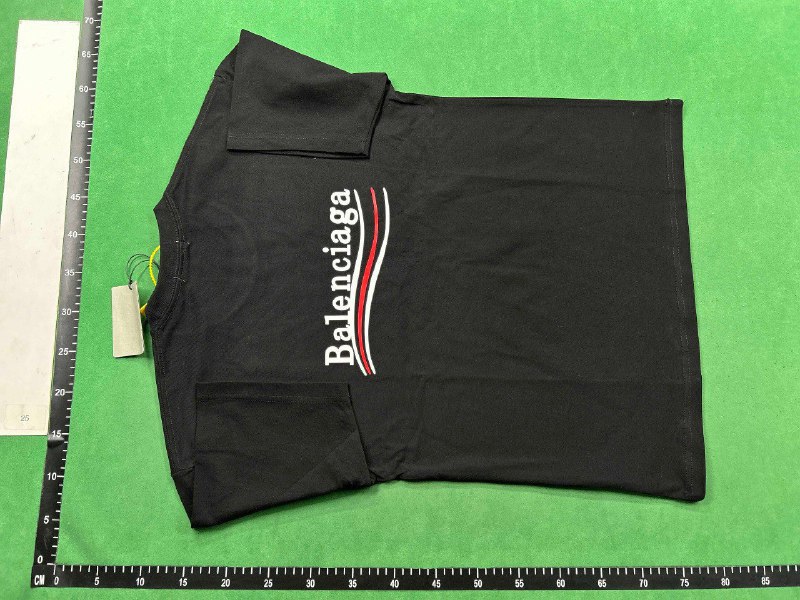 Balenciaga T-shirt( 40 + styles)