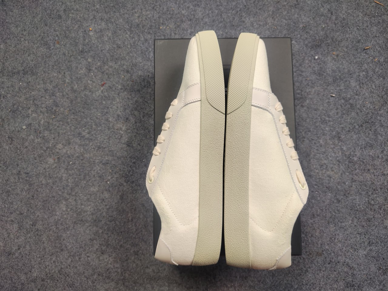 SL low casual shoes