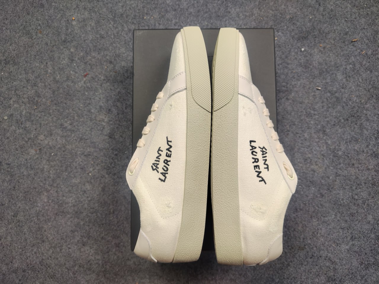 SL low casual shoes