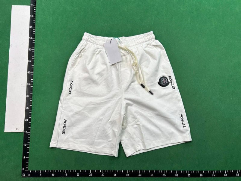 Moncler Shorts（20+）