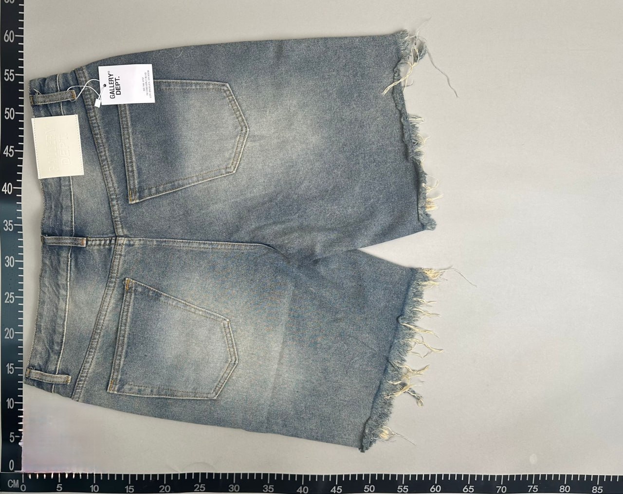 Gallery shorts