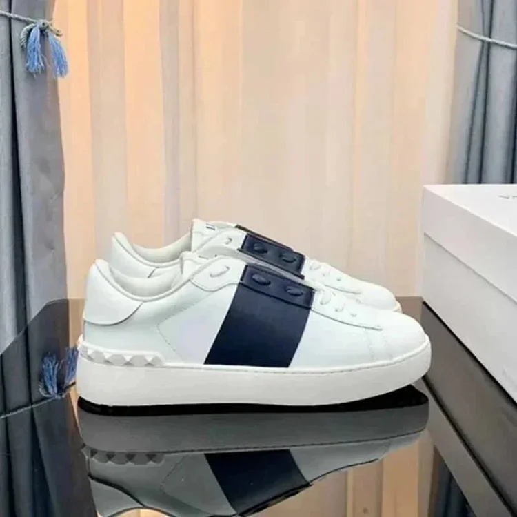 VALENTINO Rivet Casual Shoes