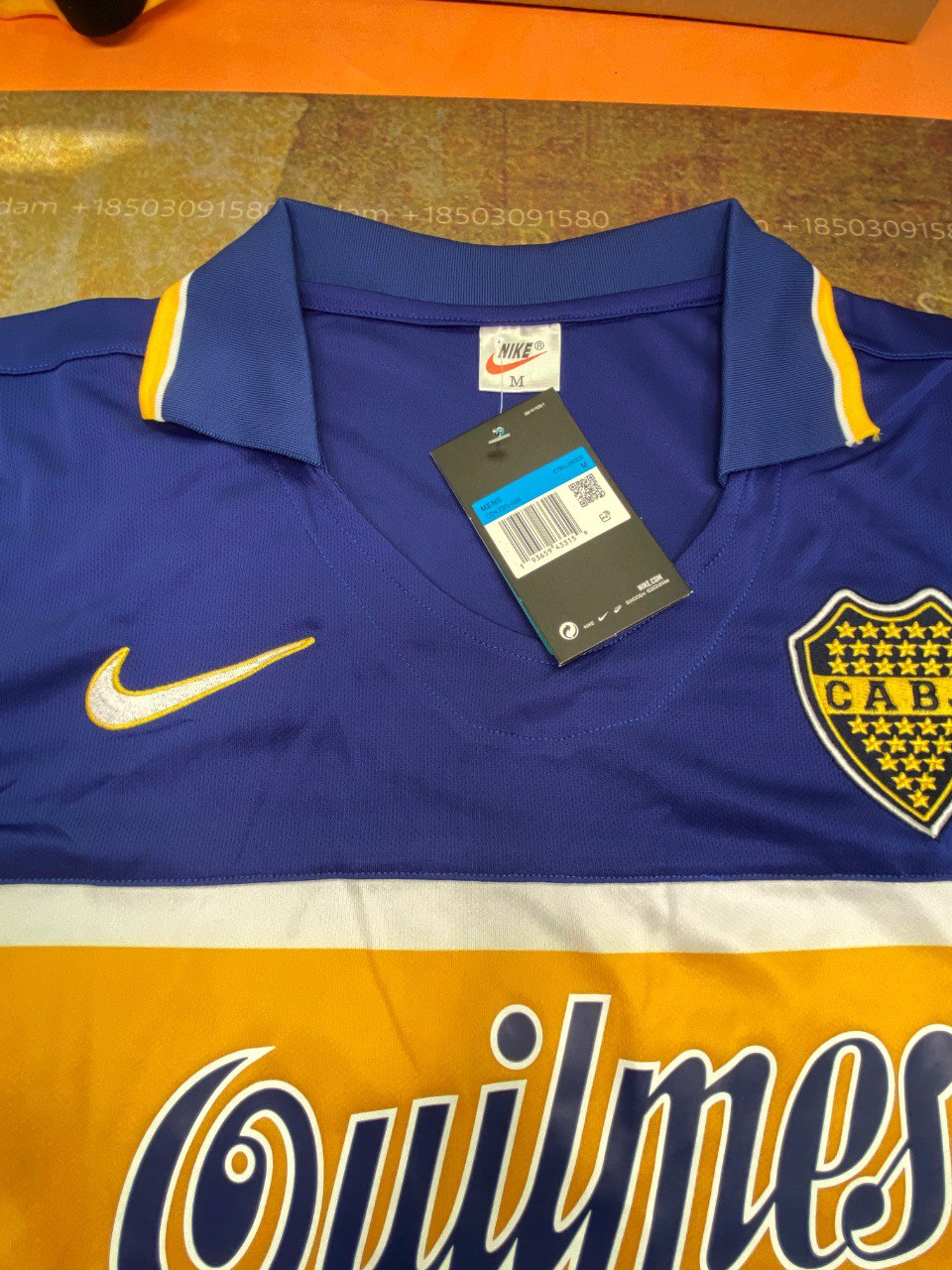 NIKE Shirt