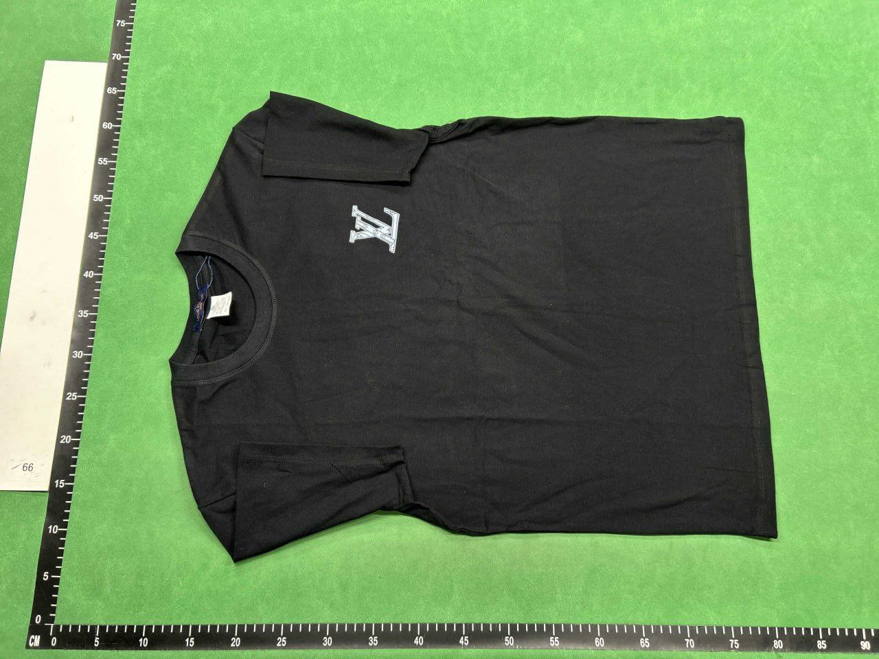 LV CAMISETAS ( 40 + styles)