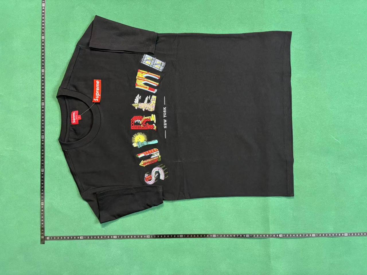  Supreme T-shirts 