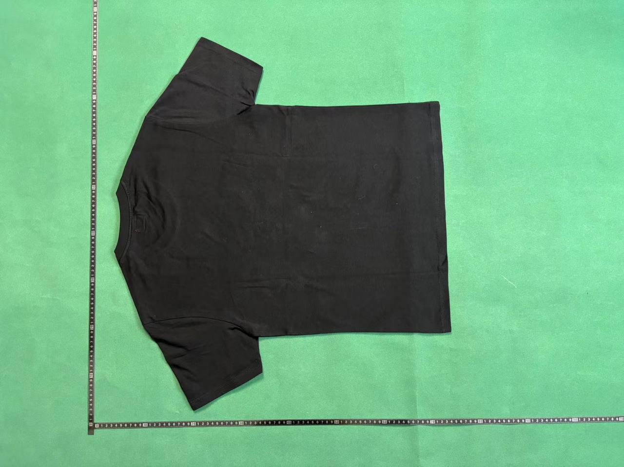  Supreme T-shirts 