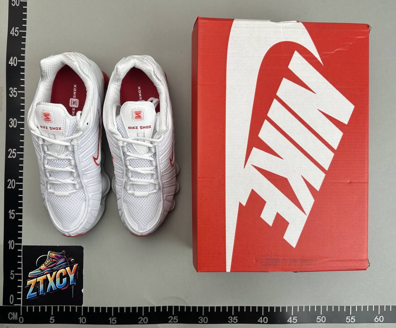 NIke TL