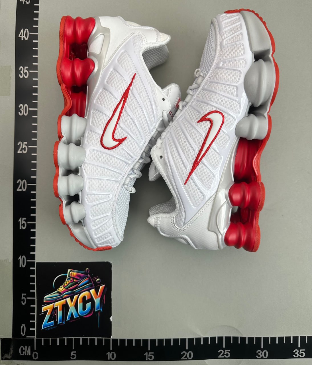 NIke TL