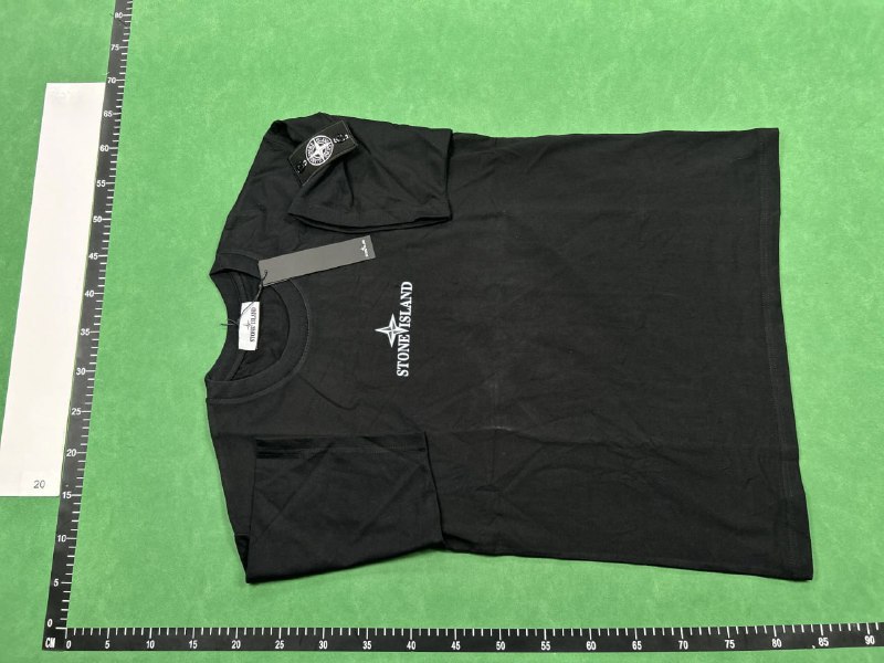  Stone Island T-shirt (10+)