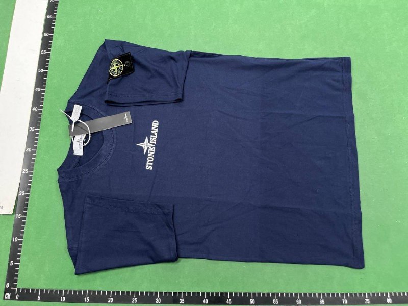  Stone Island T-shirt (10+)