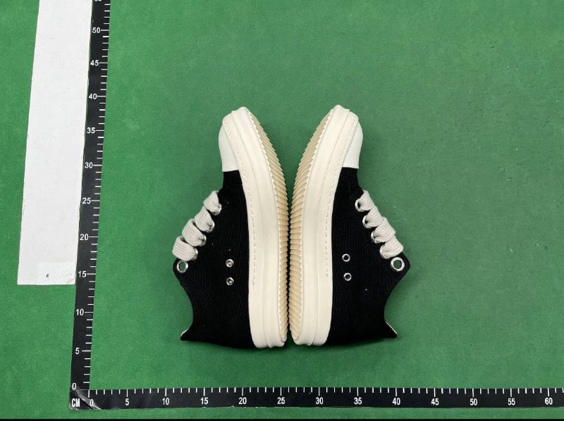 Rick on shoes  40 CP