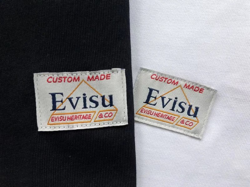    Evisu   T-shirt 