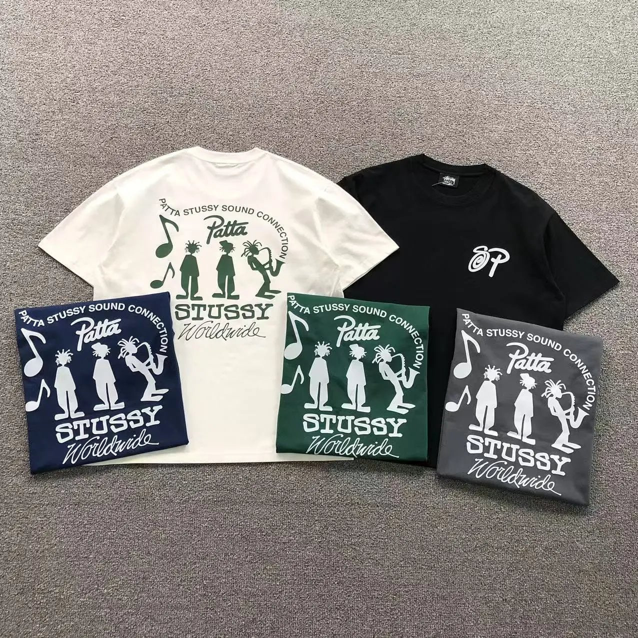 STUSSY T-SHIRT