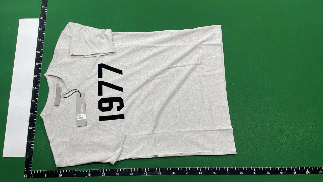 Essentials Tee