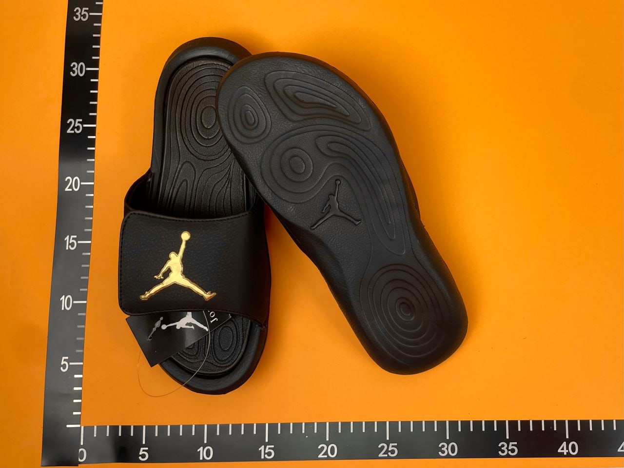 CHANCLAS JORDAN（33 Styles）