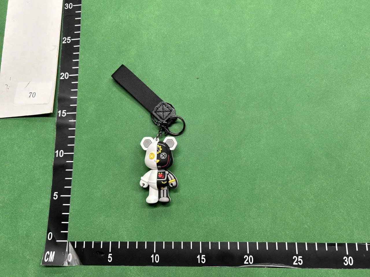 GLOOMY BEAR KEYCHAIN