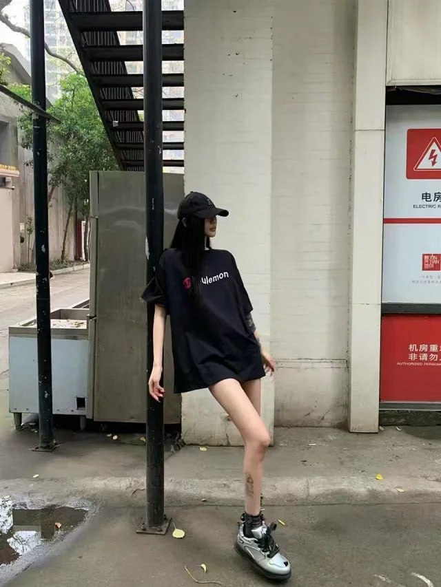  lulu TEE
