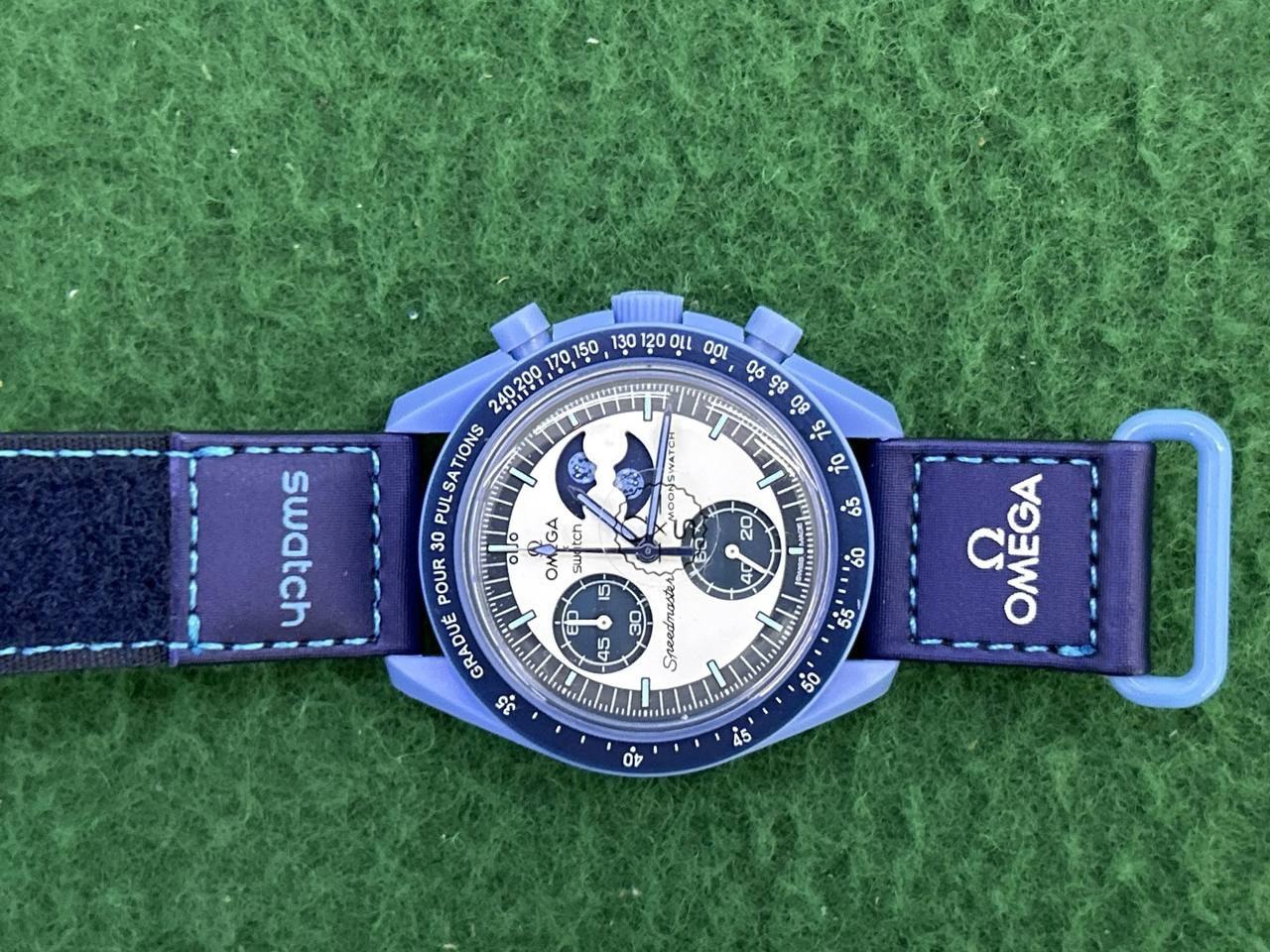 Omega x swatch moonswatch 
