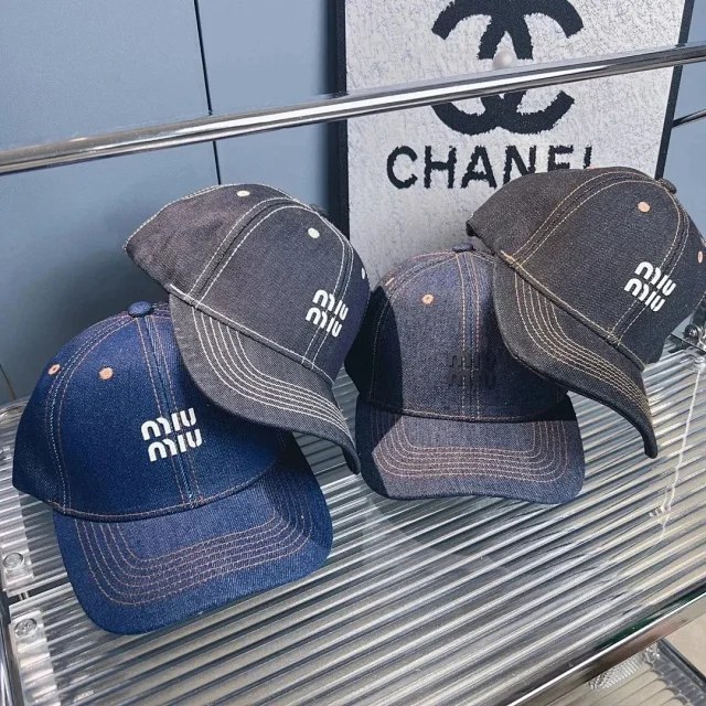  Miu Miu Distressed soft top denim cotton sun protection baseball cap