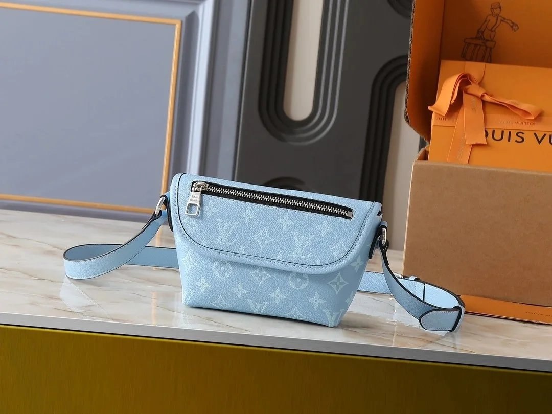 Chanel Miu Miu new handbag bucket bag