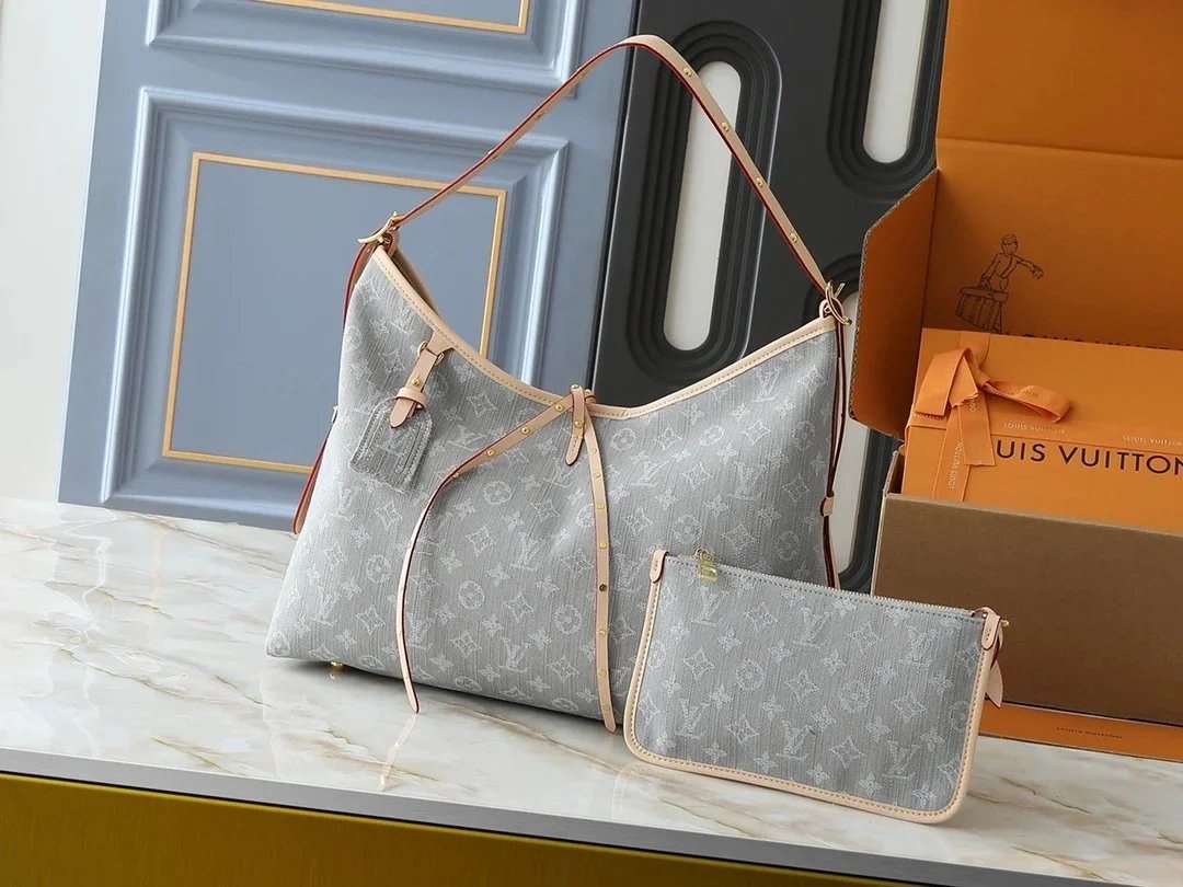 Louis Vuitton LV Women's Bag Multifunctional Crossbody Bag