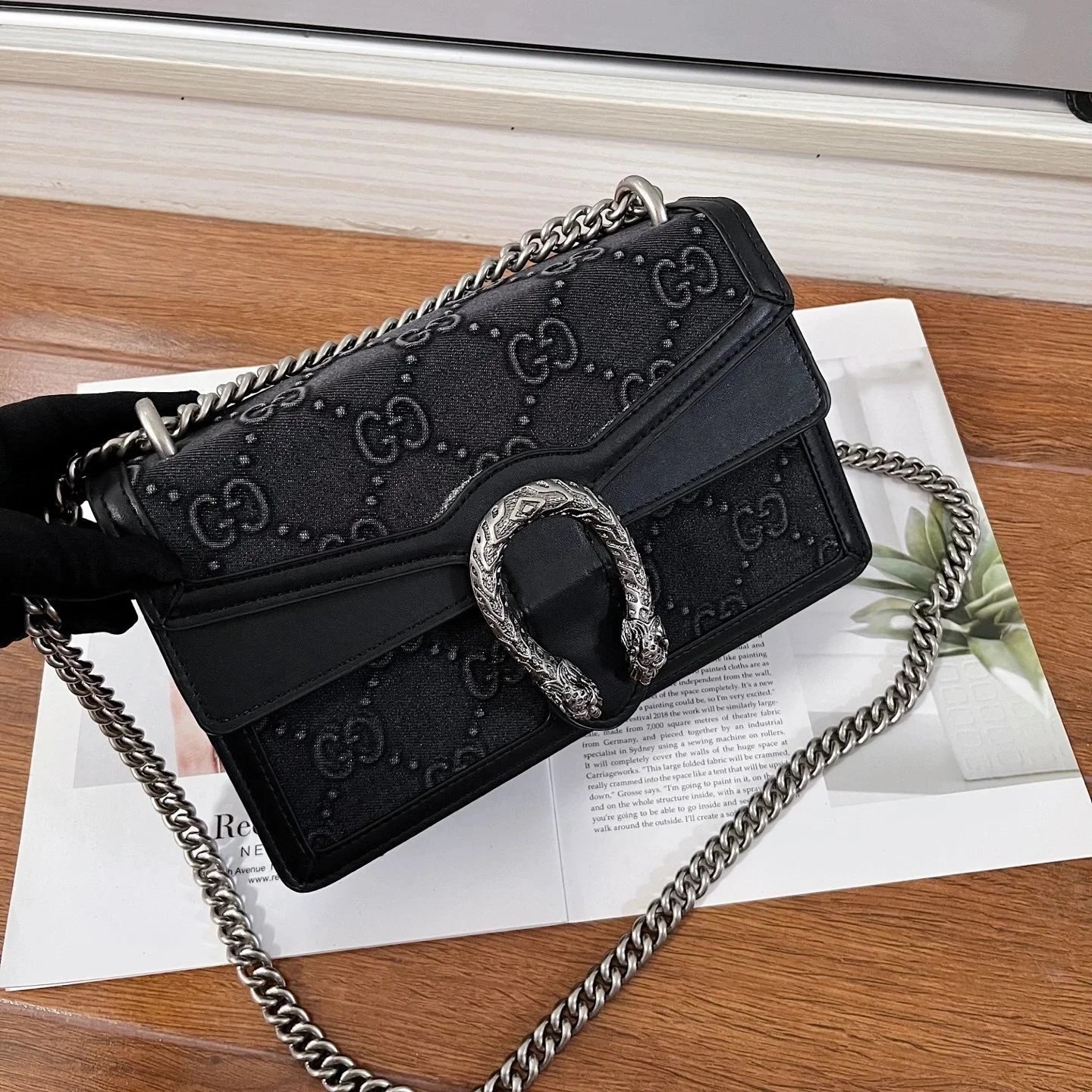 Burberry Valentino Gucci Women's Black Patent Leather Super Mini Dionysus Shoulder Crossbody Bag