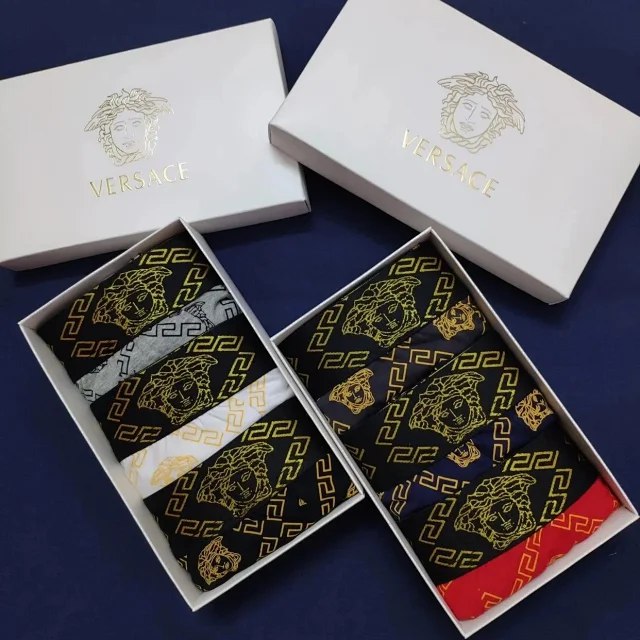 VERSACE Men's stylish full body logo print breathable briefs Boxer briefs Underwear 3pcs