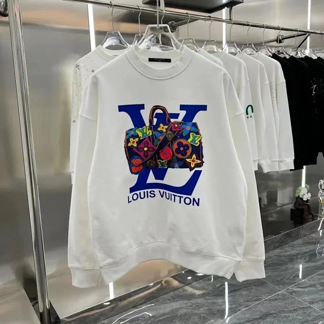 Louis Vuitton LV Casual autumn and winter loose embroidery bottoming sweatshirt（12 styles)