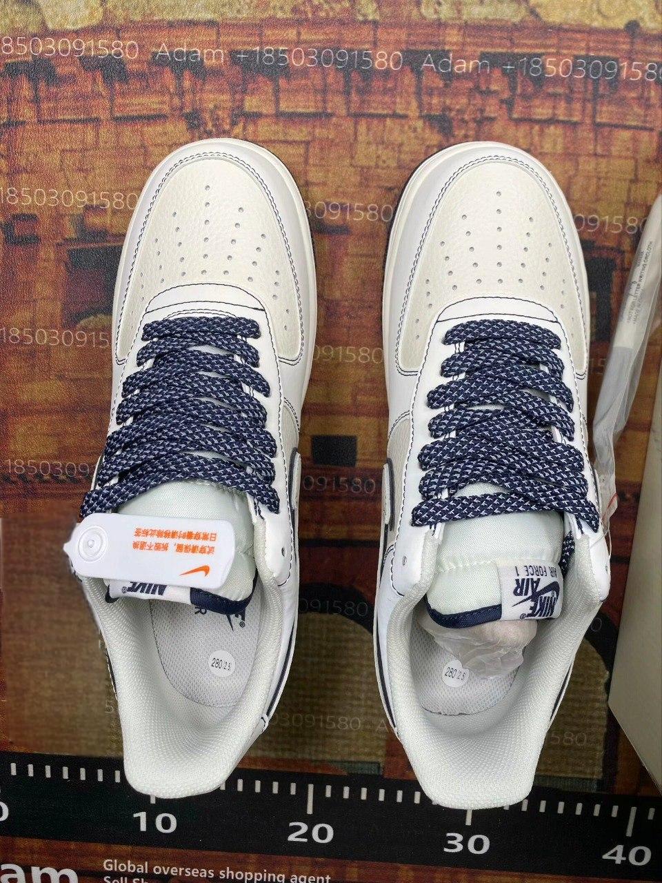 NIKE AIR FORCE 1'07