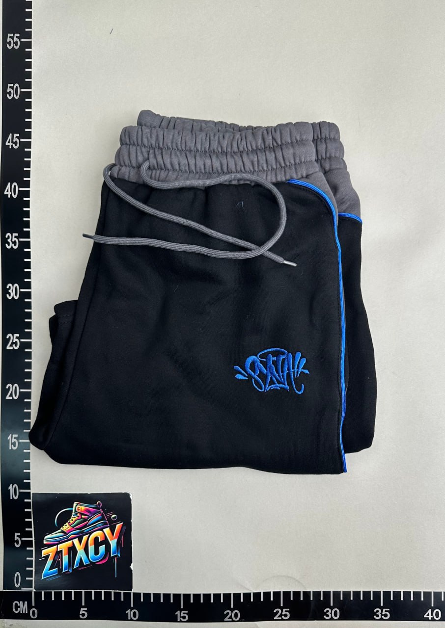Syna World shorts