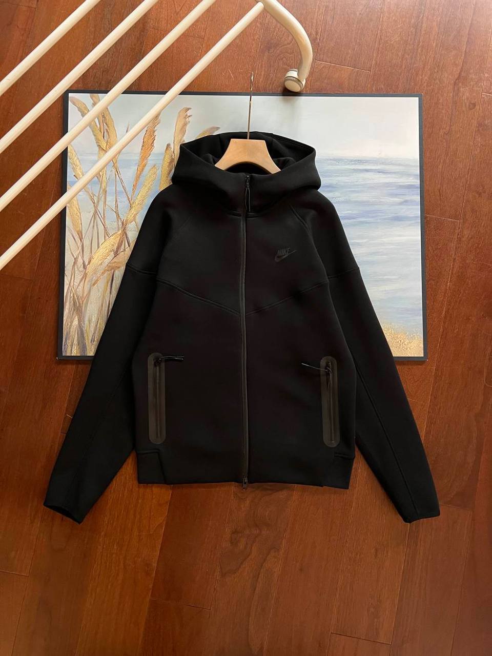Nike tech