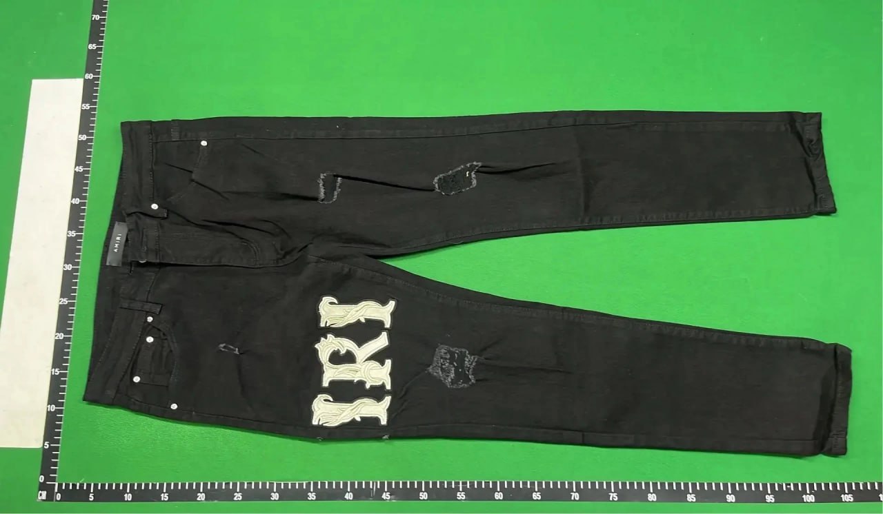  Amiri jeans     (36 CP)  
