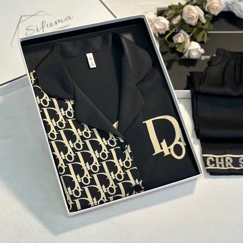 Dior niche suit