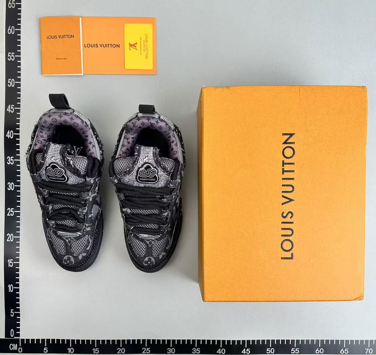 Louis Vuitton Skate Top