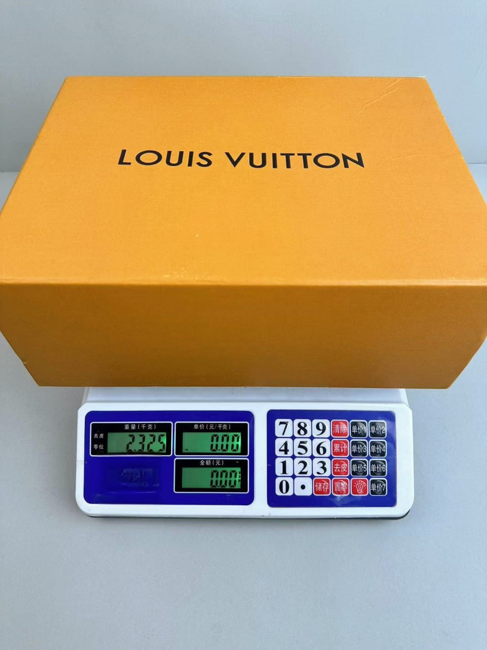 Louis Vuitton Skate Top