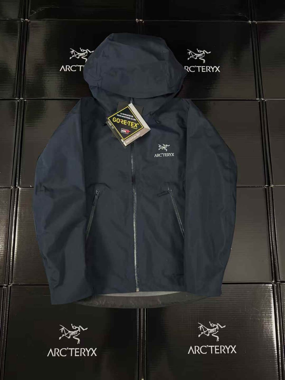 Arc'teryx Beta LT Jacket 40 styles