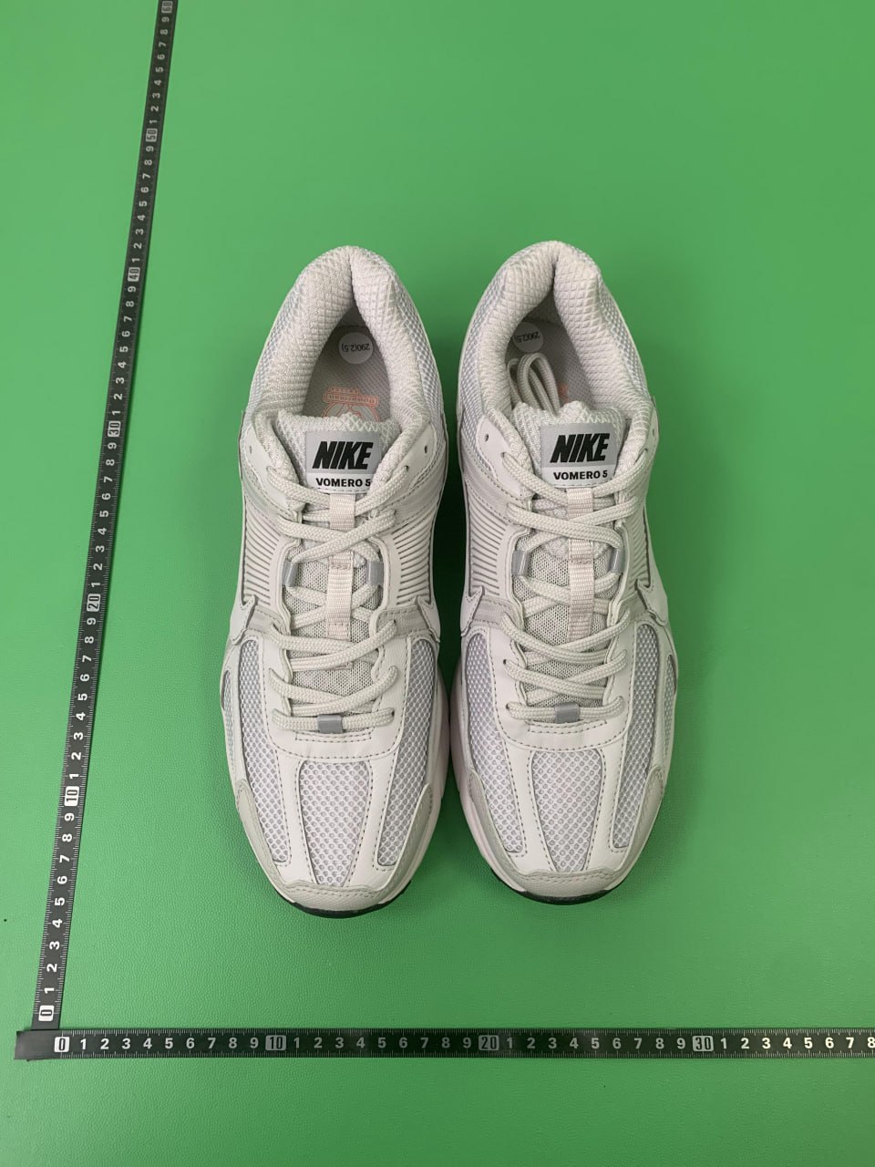 Nike Zoom Vomero 5 Vast Grey shoes