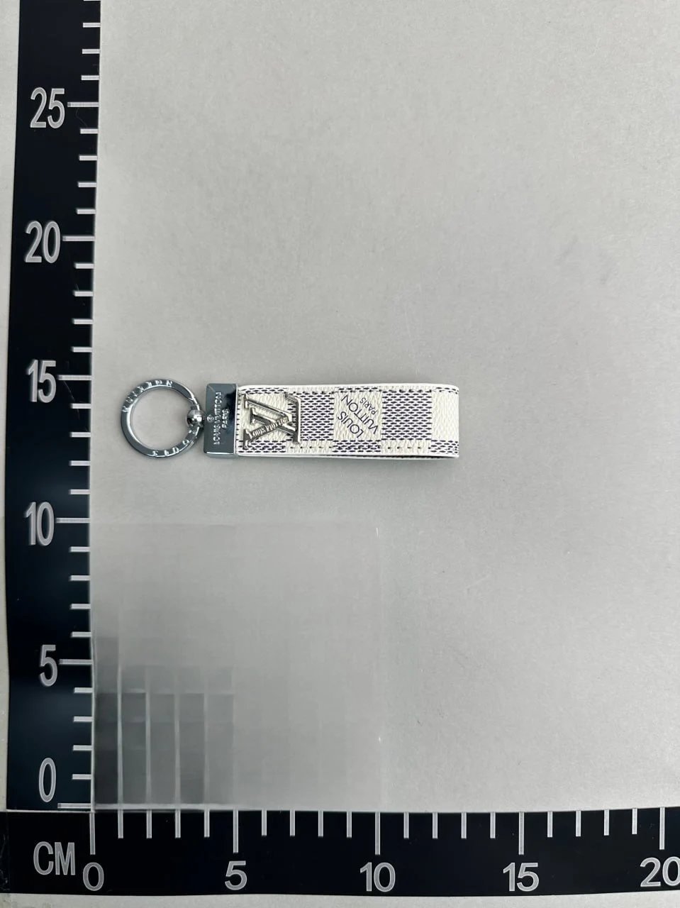  Louis Vuitton Keychain 39 styles